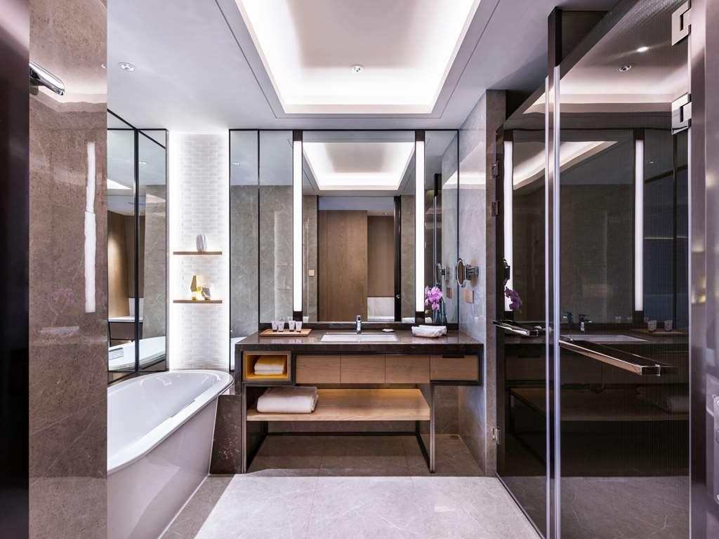 Grand Mercure Shanghai Lingang Room photo