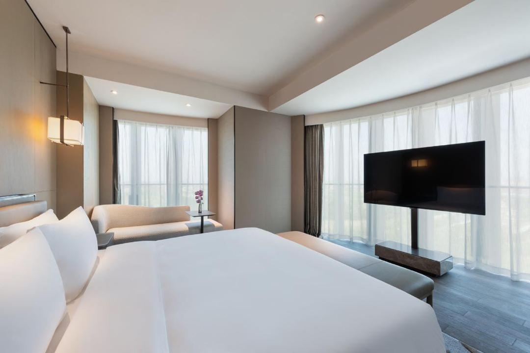 Grand Mercure Shanghai Lingang Exterior photo